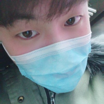 大学生的第一张照片--汕头相亲服务中心