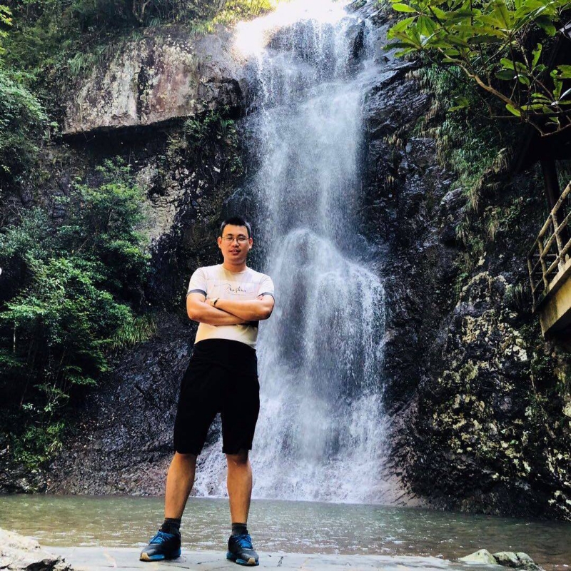 宁静致远的第二张照片--汕头相亲服务中心