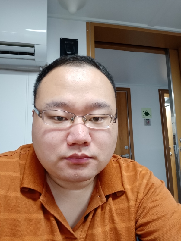 努力爱一次的第一张照片--汕头相亲服务中心