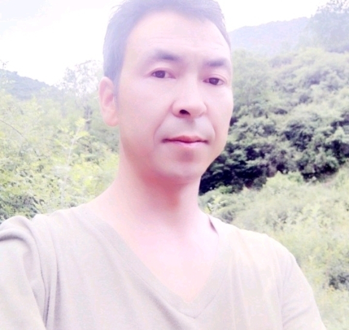 缘分的第三张照片--汕头相亲服务中心