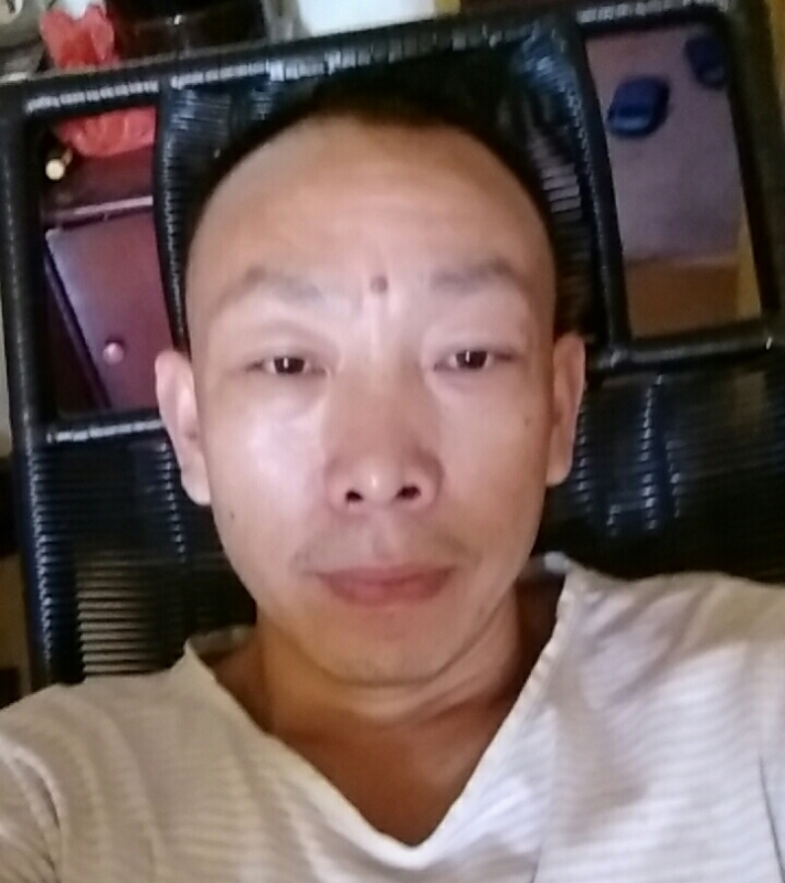 寻爱的第一张照片--汕头相亲服务中心