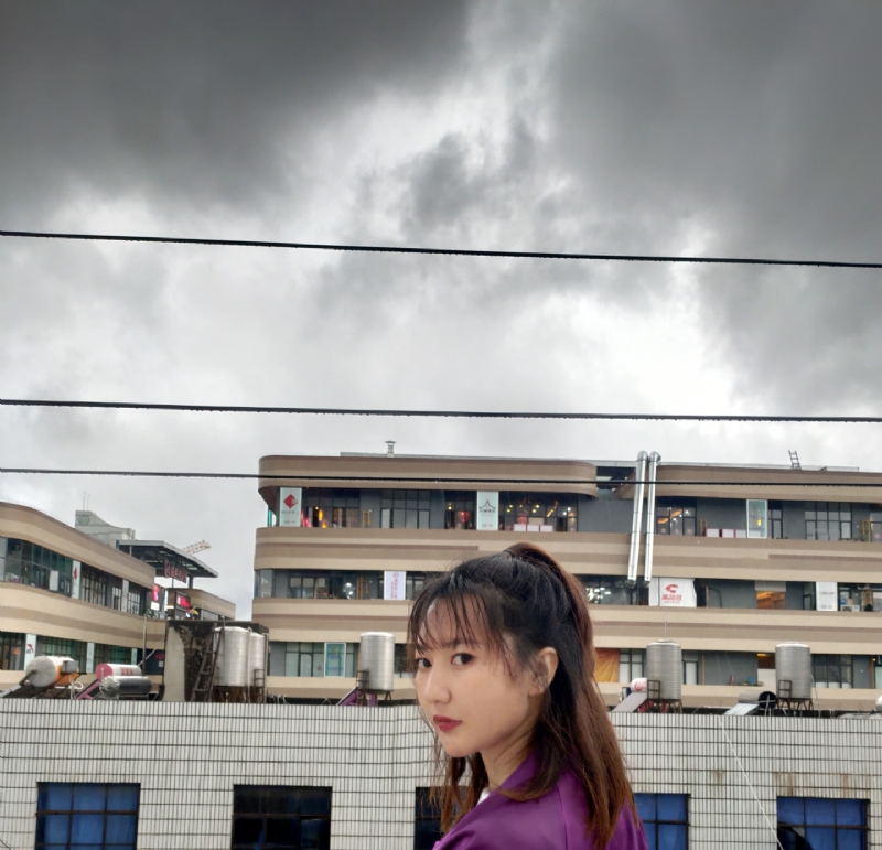 李家小姐的第一张照片--汕头相亲服务中心