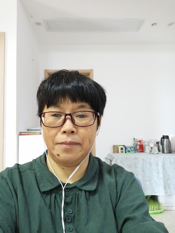 千鸢的第三张照片--汕头相亲服务中心