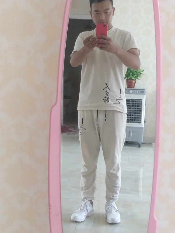 一天一根烟的第一张照片--汕头相亲服务中心