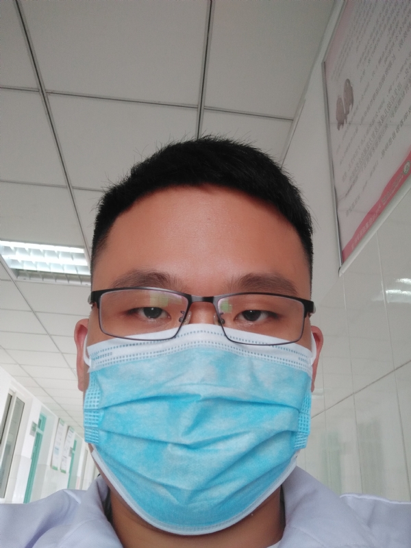 风轻云淡的第一张照片--汕头相亲服务中心