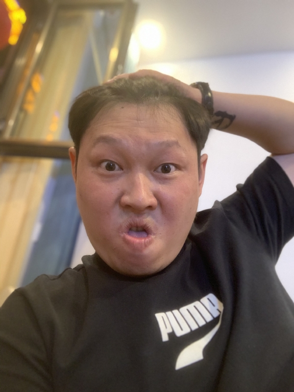 飞飞的第一张照片--汕头相亲服务中心