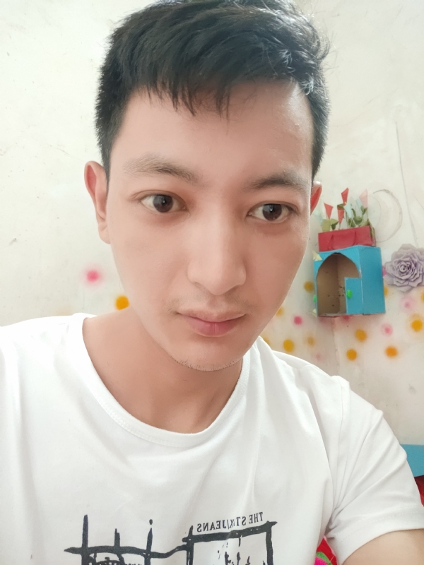 笑对人生的第一张照片--汕头相亲服务中心