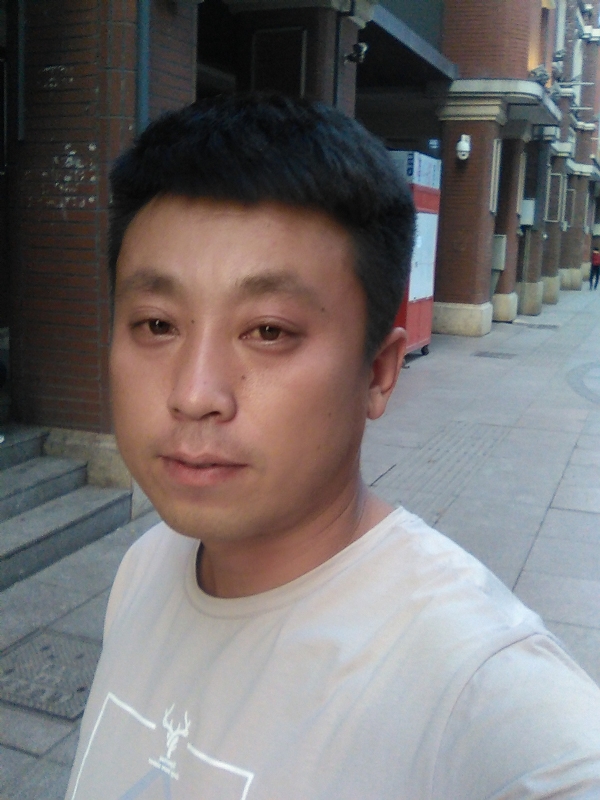 冰冷的心的第一张照片--汕头相亲服务中心