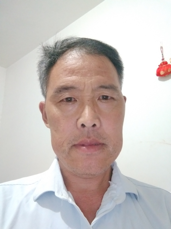 邹学辉的第二张照片--汕头相亲服务中心