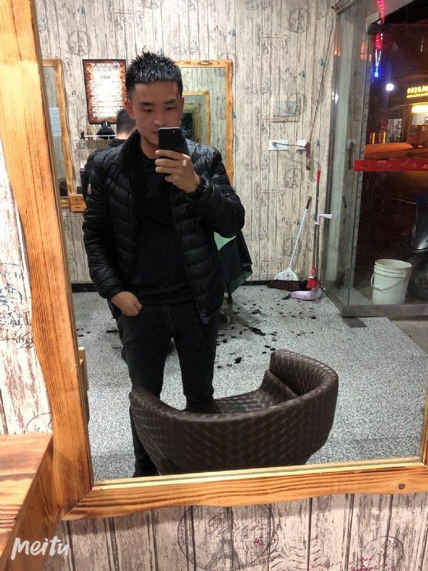 知足常乐的第三张照片--汕头相亲服务中心