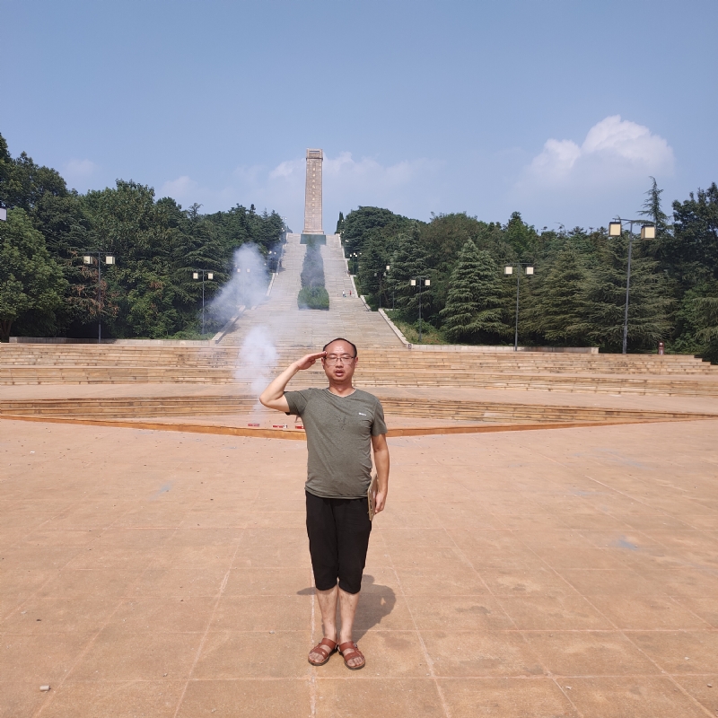 不惑的第一张照片--汕头相亲服务中心