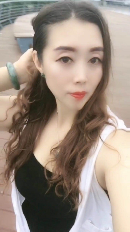 雨蝶的第三张照片--汕头相亲服务中心