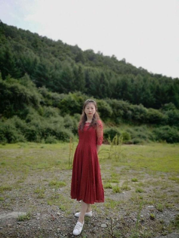 木槿的第五张照片--汕头相亲服务中心