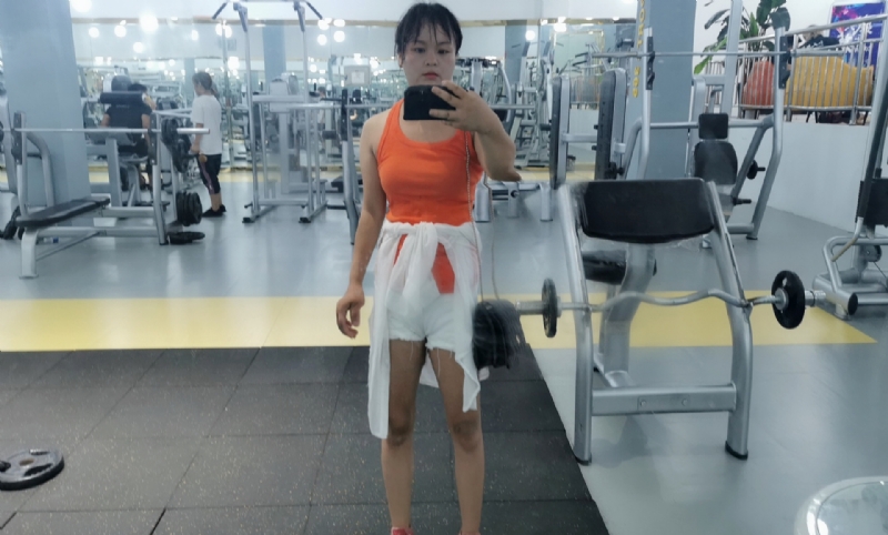 爱你的妞的第一张照片--汕头相亲服务中心