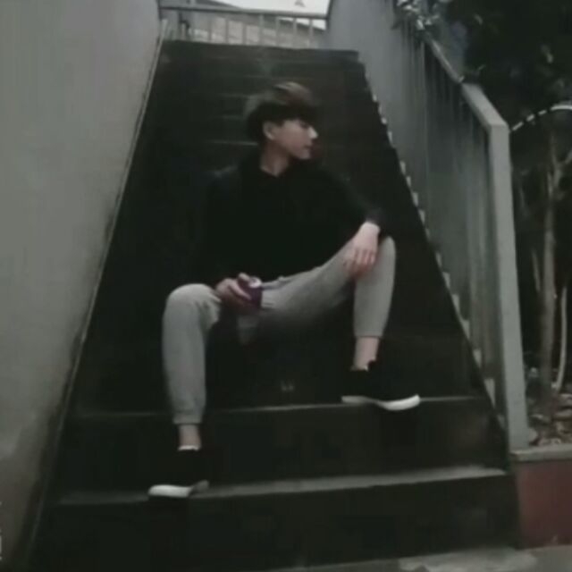 你是魔鬼吗的第一张照片--汕头相亲服务中心