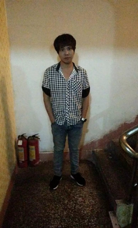 单身征婚的第一张照片--汕头相亲服务中心