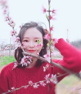 小桌子的第一张照片--汕头相亲服务中心