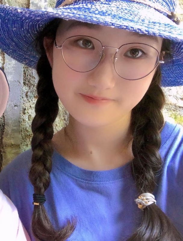 渴望爱情的第一张照片--汕头相亲服务中心