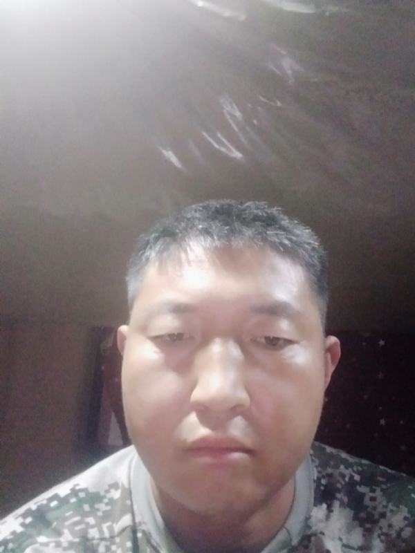 雪山浪子的第一张照片--汕头相亲服务中心