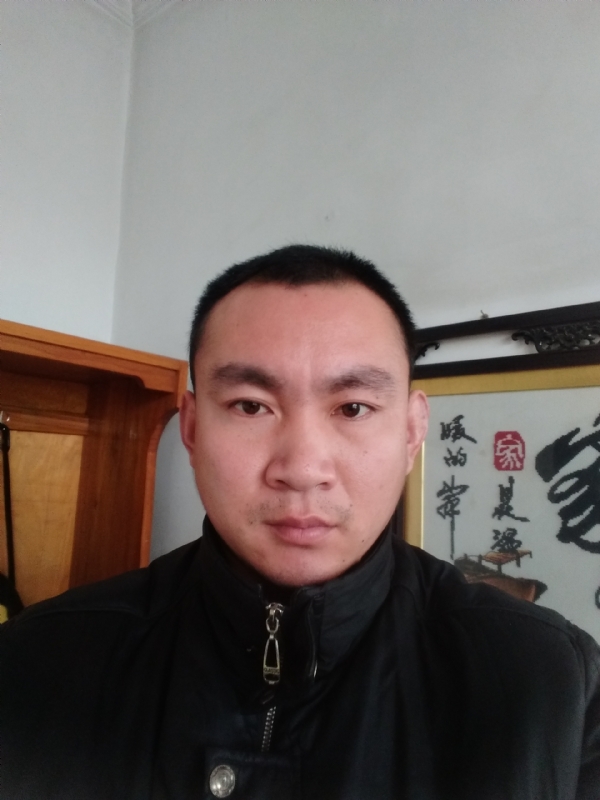 一江春水的第三张照片--汕头相亲服务中心