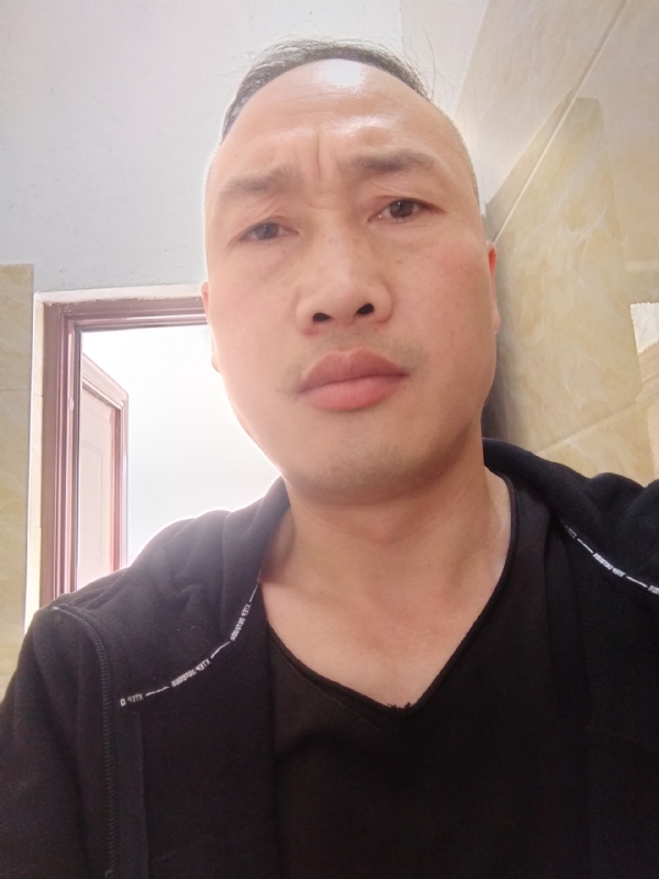 猴哥的第二张照片--汕头相亲服务中心