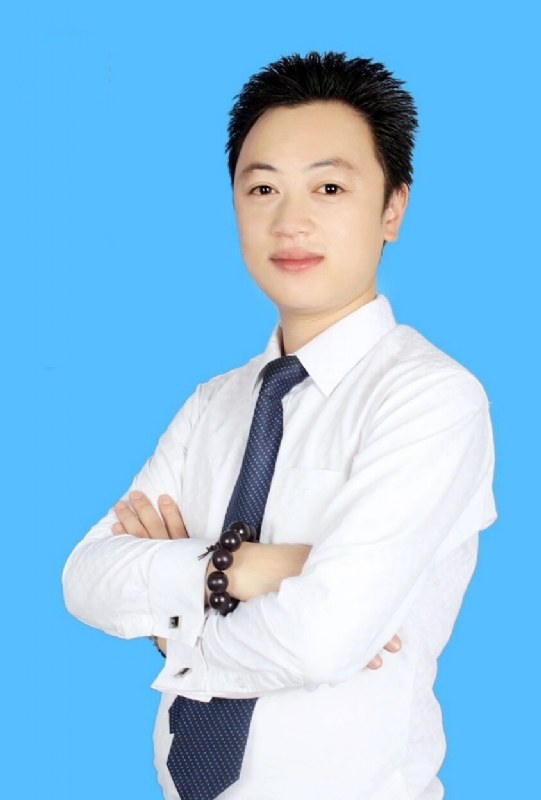 青春单行道的第一张照片--汕头相亲服务中心