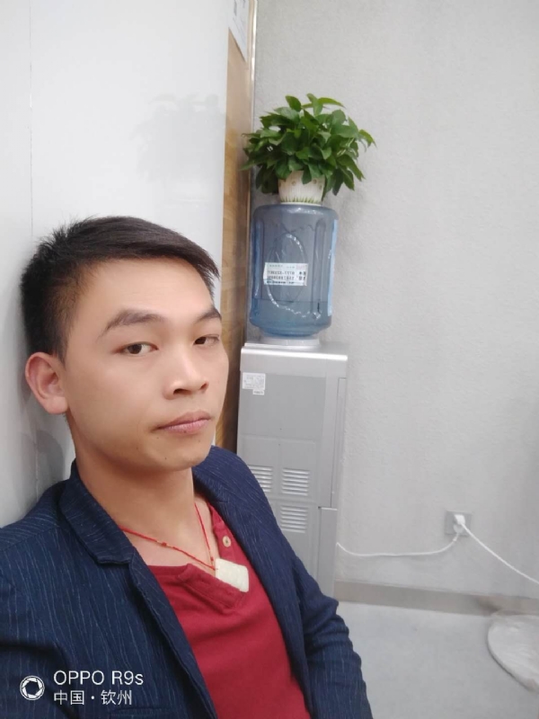 只想好好的爱一个人的第一张照片--汕头相亲服务中心