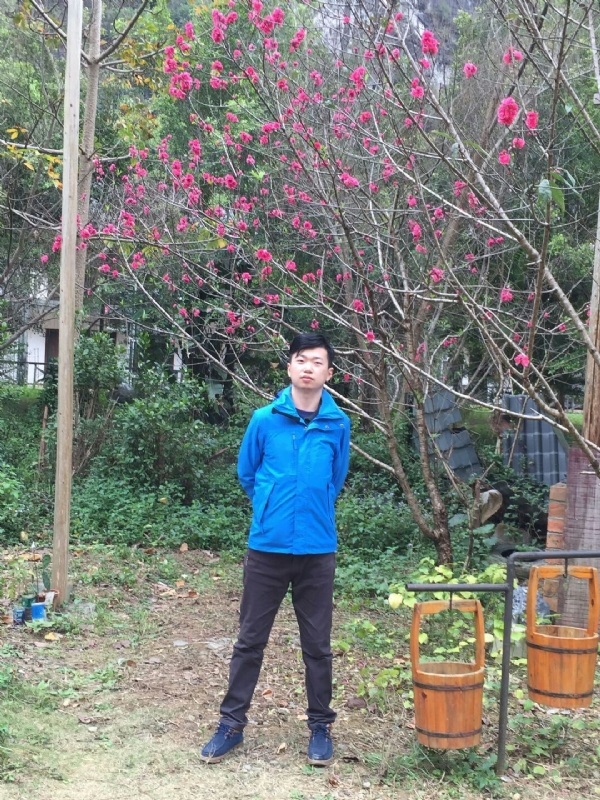 金生水起的第一张照片--汕头相亲服务中心