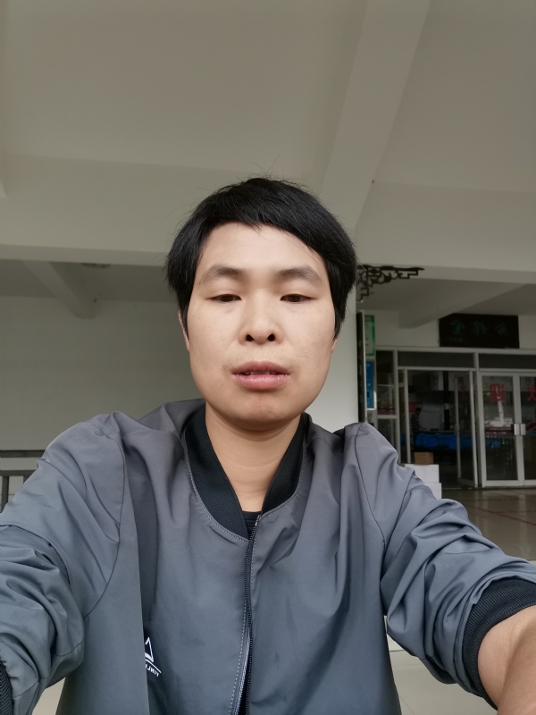 刘志强的第一张照片--汕头相亲服务中心