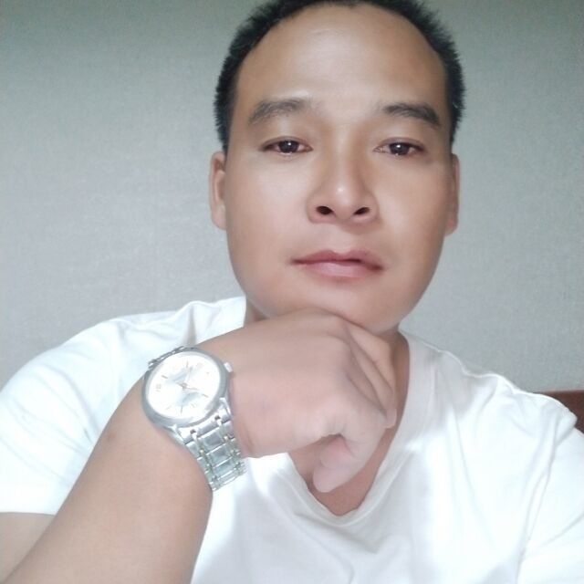 一点红的第一张照片--汕头相亲服务中心