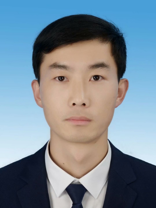 问心的第二张照片--汕头相亲服务中心