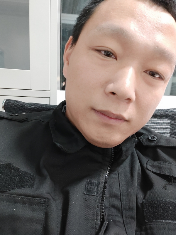 真实找人结婚的第二张照片--汕头相亲服务中心