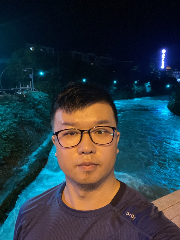 你在哪里的第二张照片--汕头相亲服务中心