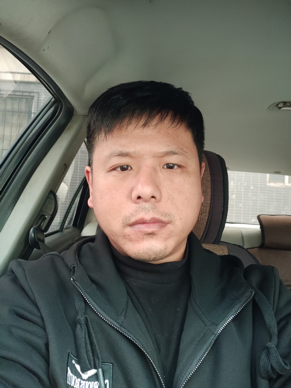 田立城的第一张照片--汕头相亲服务中心