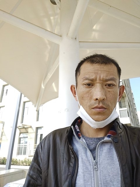 孤狼的第一张照片--汕头相亲服务中心