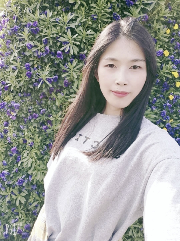 妍妍的第二张照片--汕头相亲服务中心