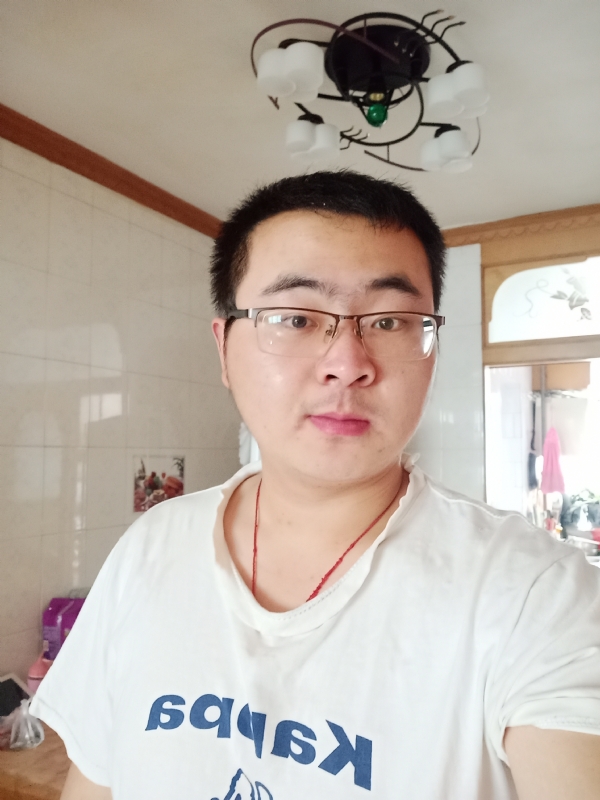 于磊的第一张照片--汕头相亲服务中心