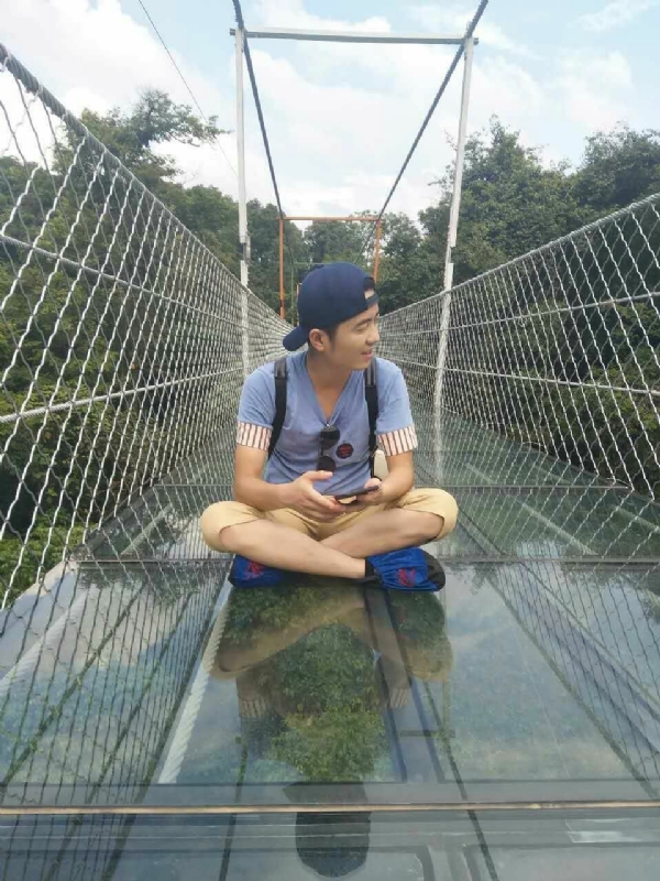 李青的第一张照片--汕头相亲服务中心