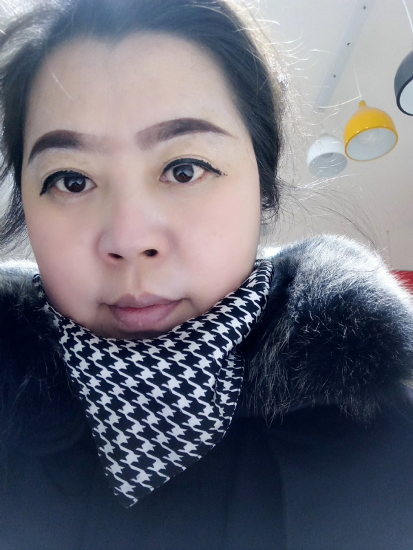 余猪猪的第一张照片--汕头相亲服务中心