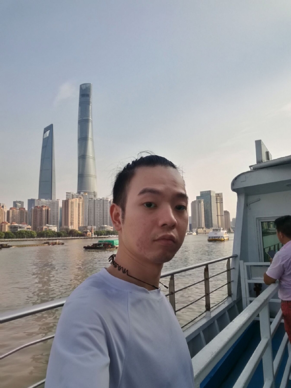 寻找爱情的孤单的第一张照片--汕头相亲服务中心