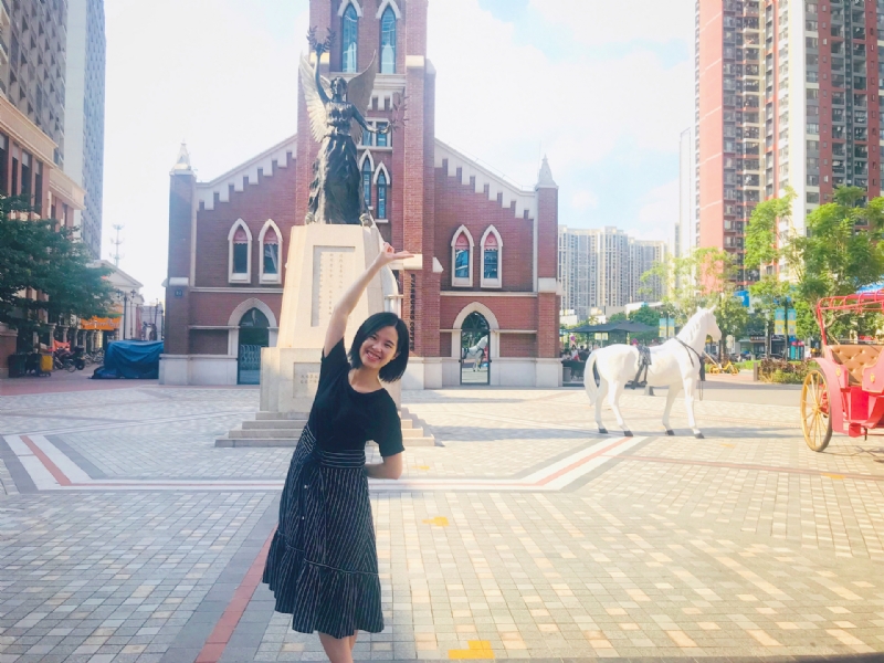 小容的第三张照片--汕头相亲服务中心