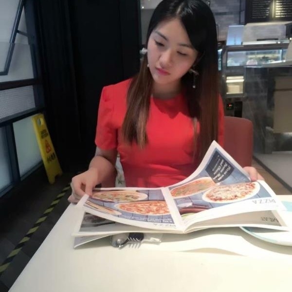 小雪的第一张照片--汕头相亲服务中心