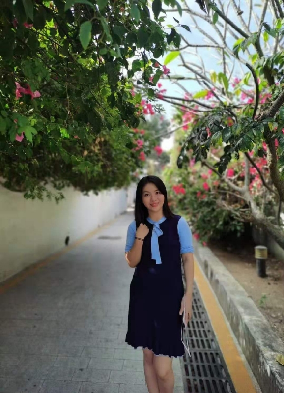 小雪的第二张照片--汕头相亲服务中心