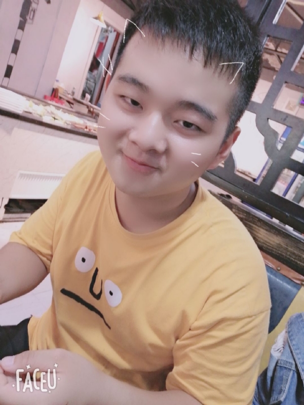 小源小源的第一张照片--汕头相亲服务中心