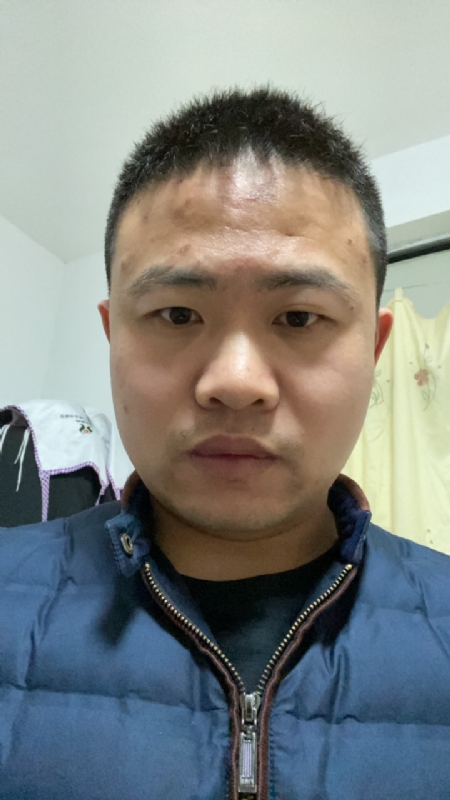 苹果的第一张照片--汕头相亲服务中心