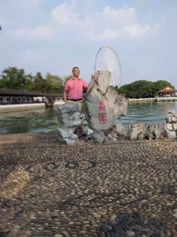 单翼天使的第三张照片--汕头相亲服务中心