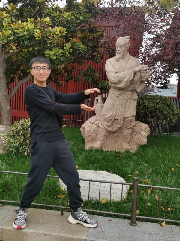 蜗牛壳的第一张照片--汕头相亲服务中心