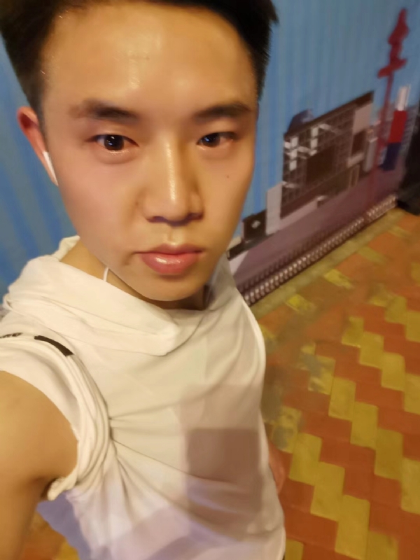 小雷的第三张照片--汕头相亲服务中心