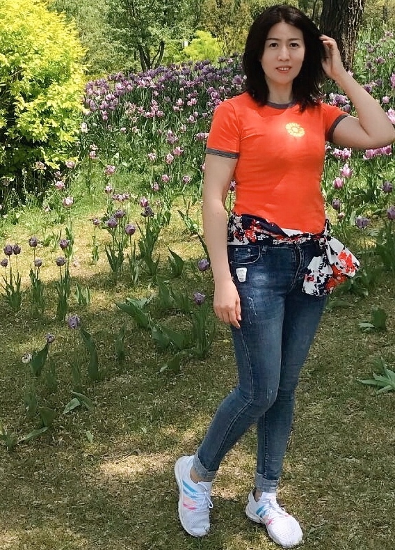 华的第二张照片--汕头相亲服务中心