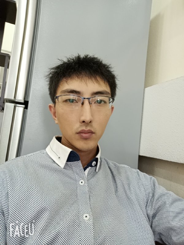 阳光大男孩的第二张照片--汕头相亲服务中心